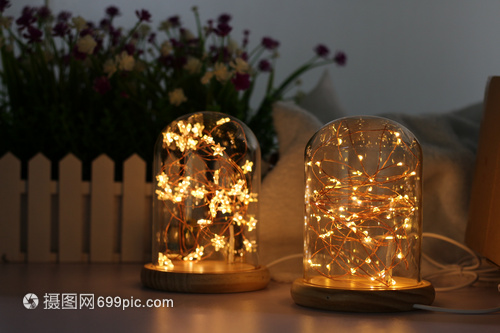 點亮溫馨角落 LED燈串臺燈的裝飾藝術(shù)與拍攝技巧